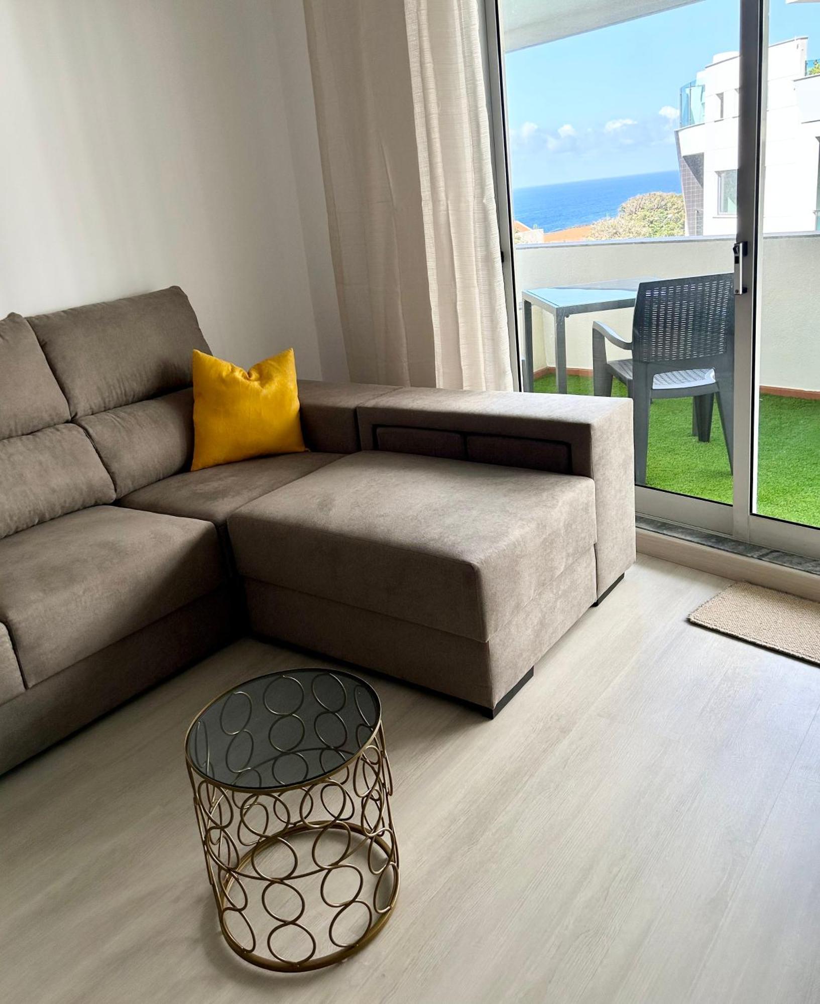 Lido Casa By Ola Madeira Apartment ฟุงชาล ภายนอก รูปภาพ